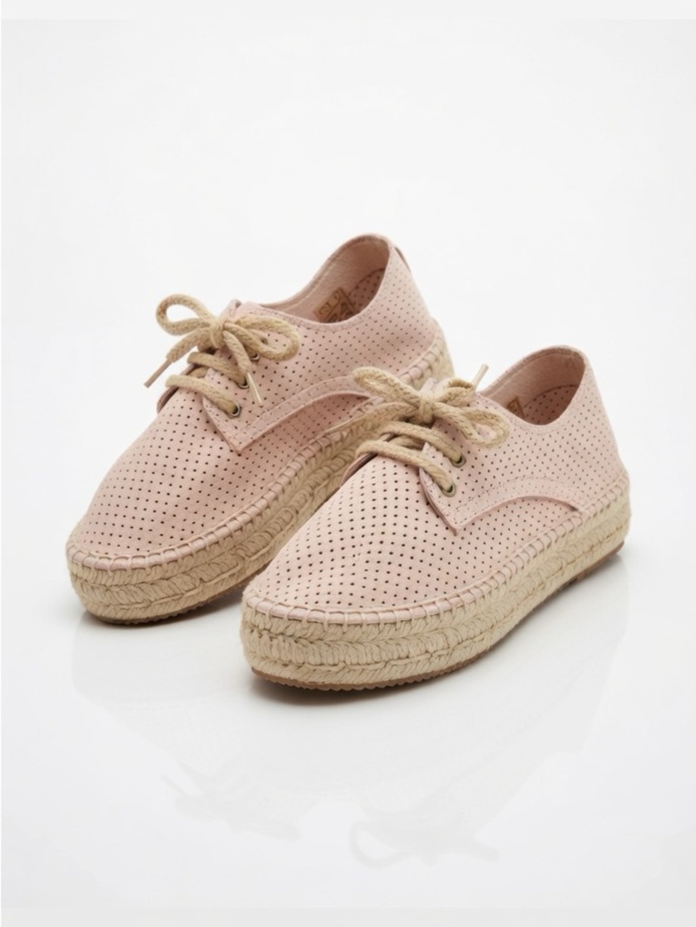 ⭐️HOST PICK⭐️ Camelot Twine Platform Mesh Shoe Beige/Tan Size 4 Kids